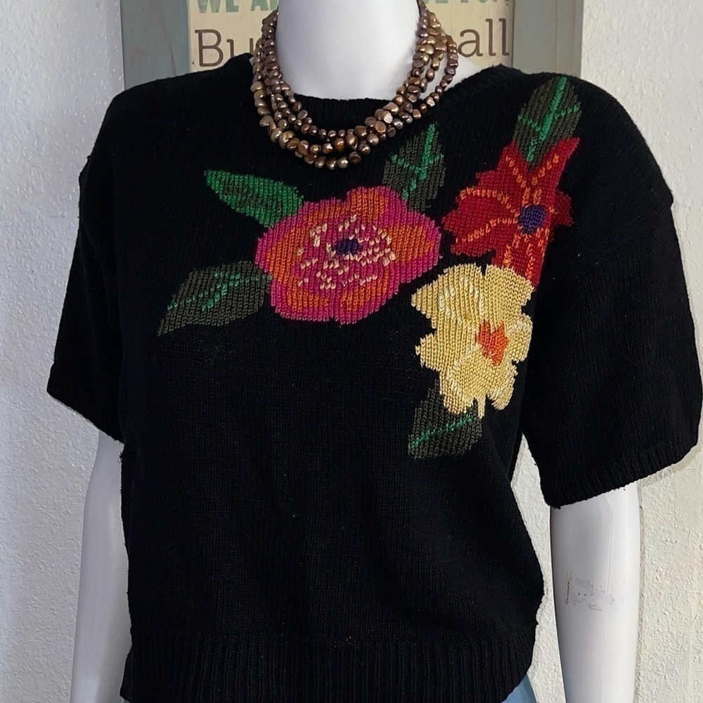 Vintage Counterparts petites knitted shoulder pad black rose top